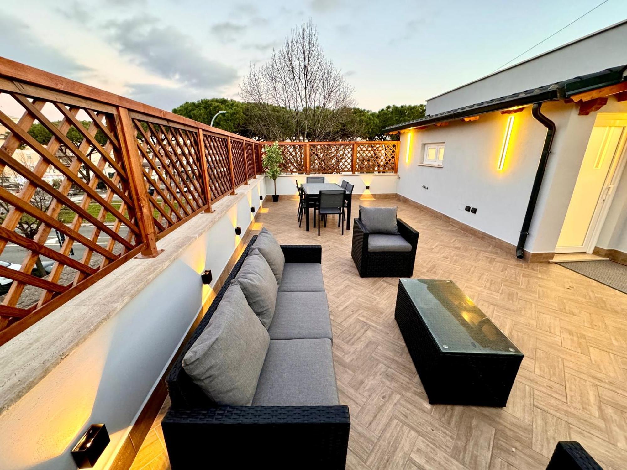 Luxury Apartment Togliatti Rome Luaran gambar